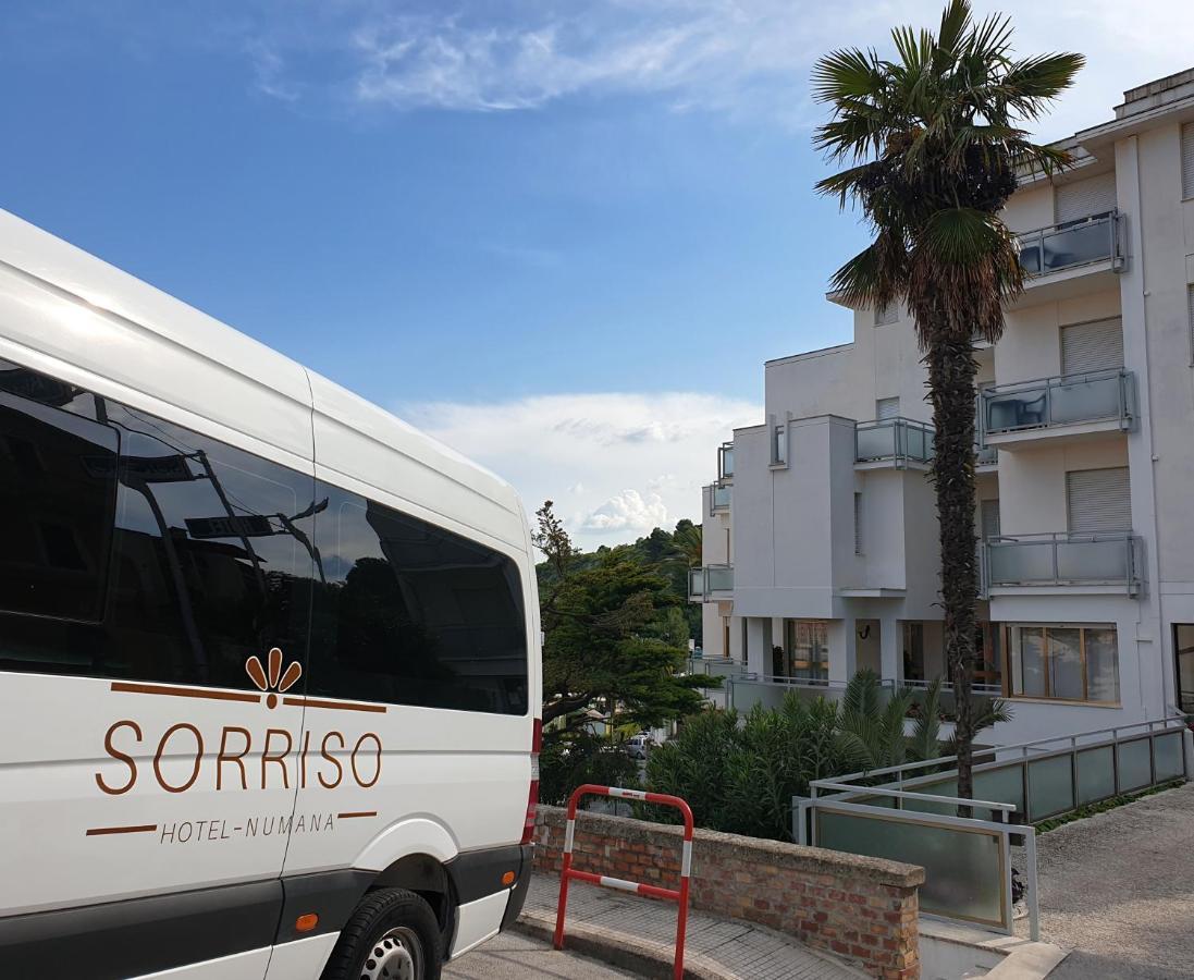 Hotel Sorriso Numana Esterno foto