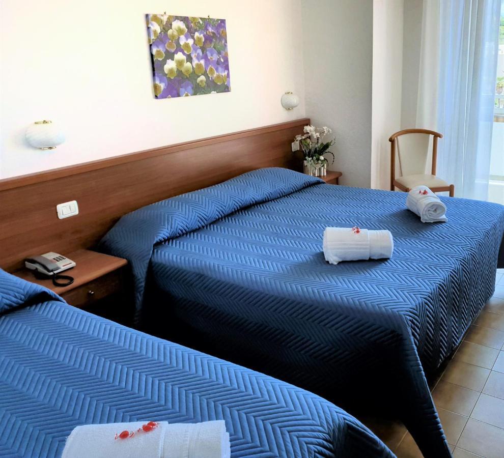 Hotel Sorriso Numana Esterno foto